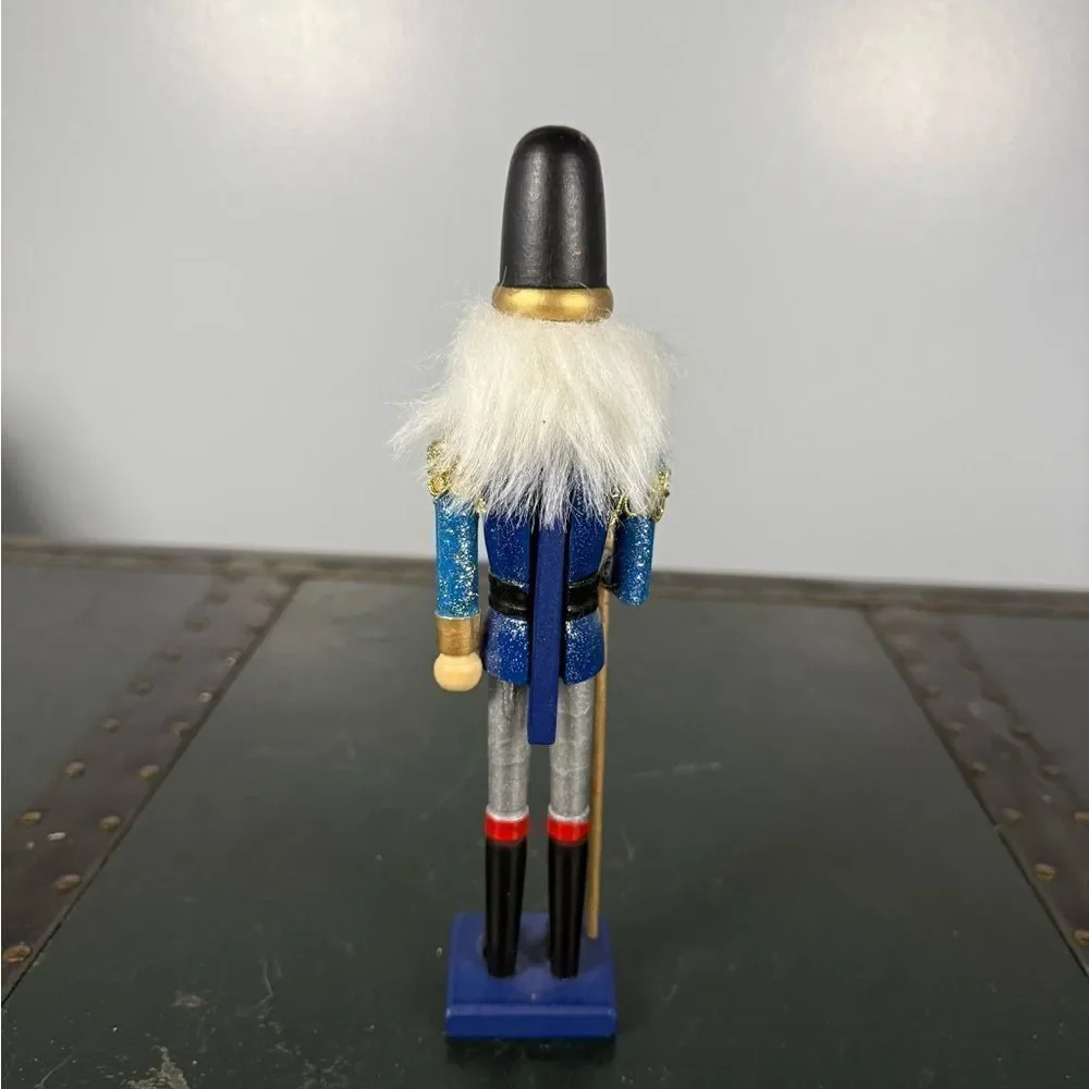 Wooden Nutcracker Hand Painted 9